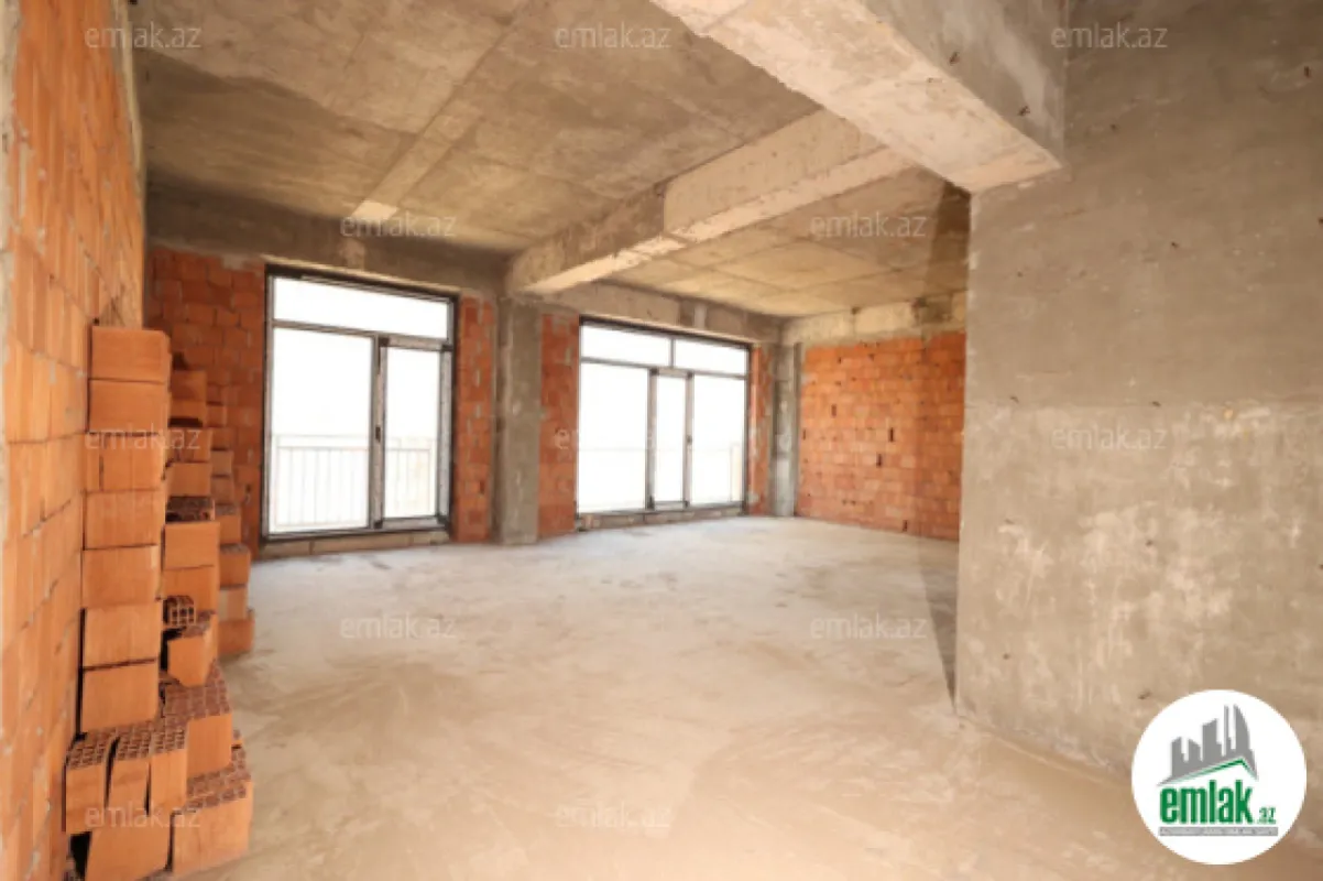 Satılır 4 otaqlı yeni tikili 227 m²
