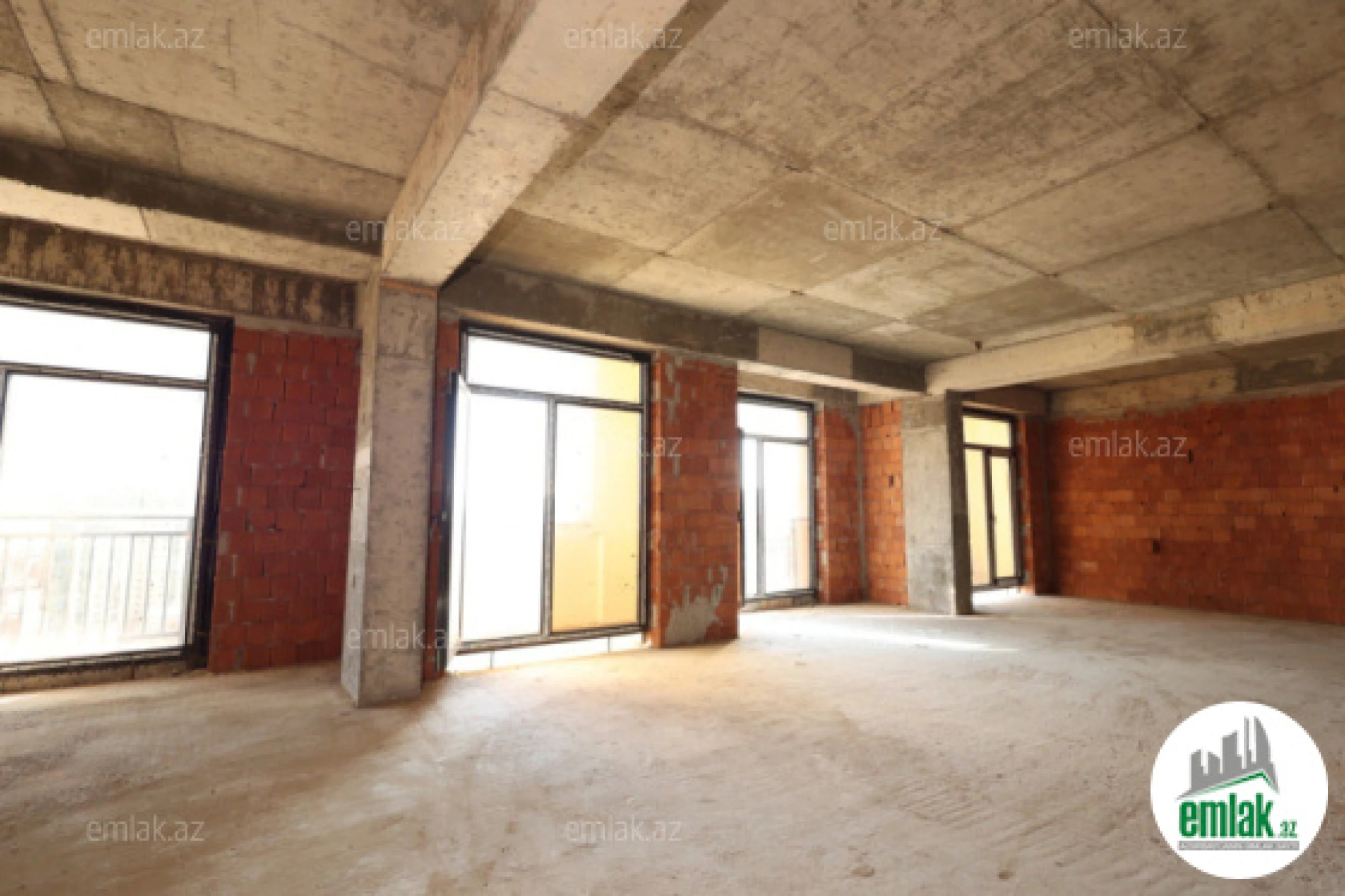 Satılır 4 otaqlı yeni tikili 227 m²