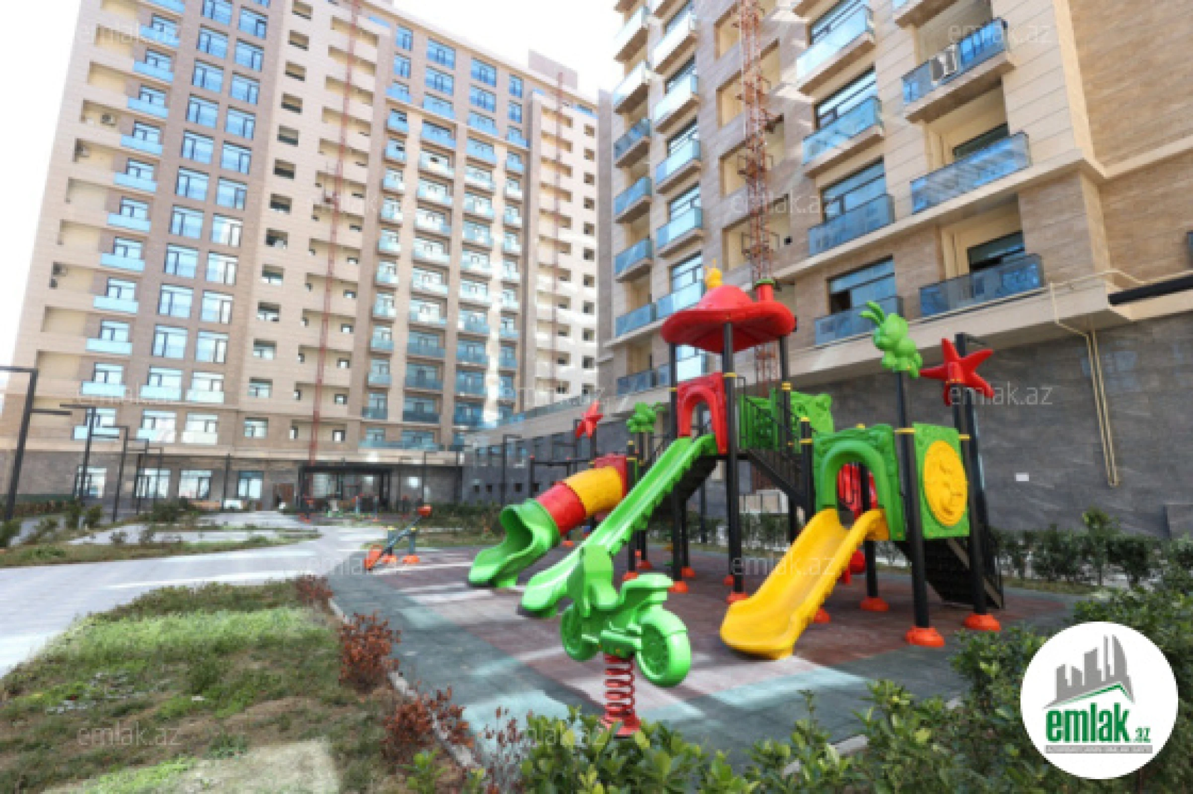 Satılır 4 otaqlı yeni tikili 227 m²