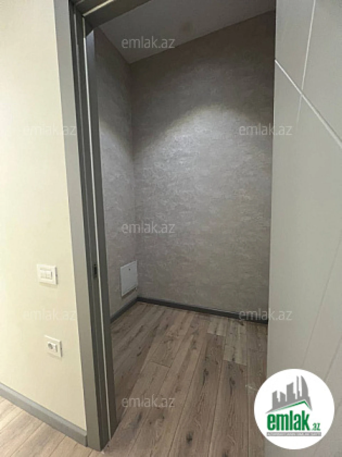 Satılır 2 otaqlı yeni tikili 104 m²