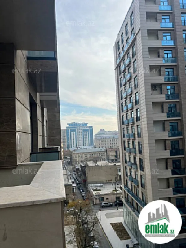 Satılır 2 otaqlı yeni tikili 104 m²