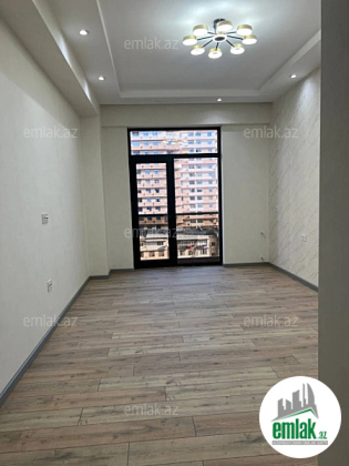 Satılır 2 otaqlı yeni tikili 104 m²