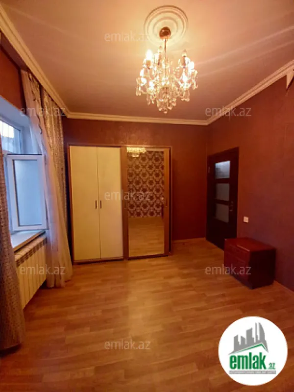 Satılır 4 otaqlı həyət evi 150 m²