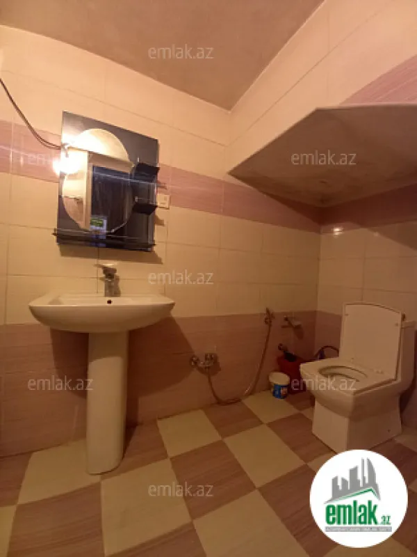 Satılır 4 otaqlı həyət evi 150 m²