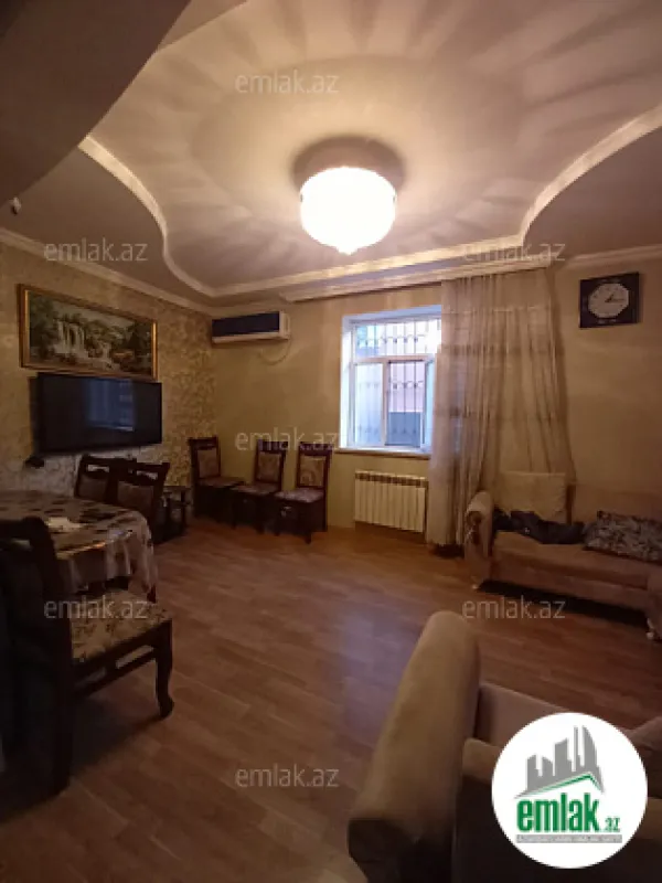 Satılır 4 otaqlı həyət evi 150 m²
