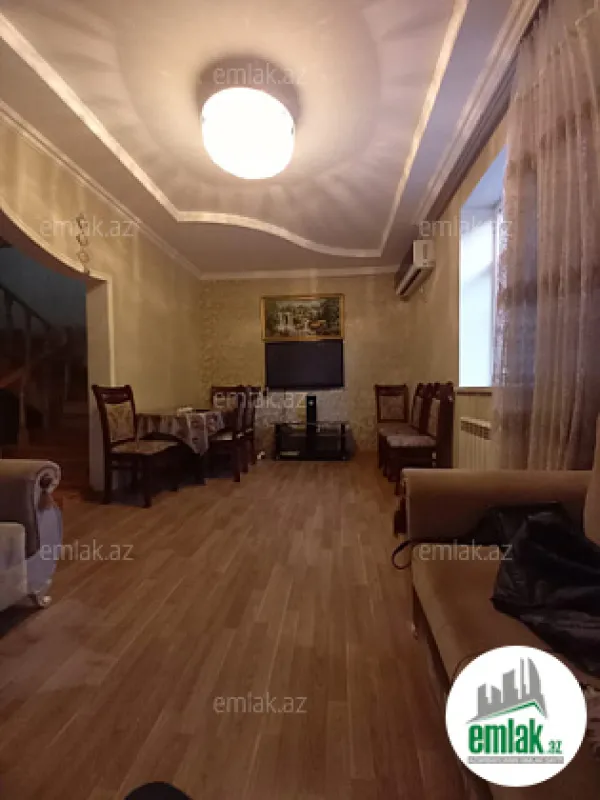Satılır 4 otaqlı həyət evi 150 m²