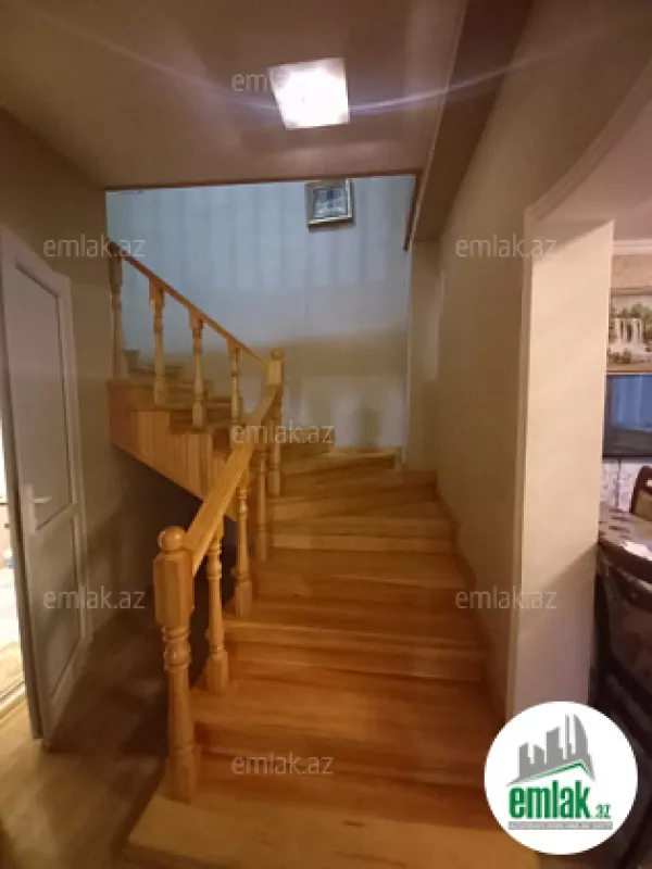 Satılır 4 otaqlı həyət evi 150 m²