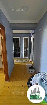 Satılır 2 otaqlı köhnə tikili 56 m²