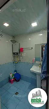 Satılır 2 otaqlı köhnə tikili 56 m²