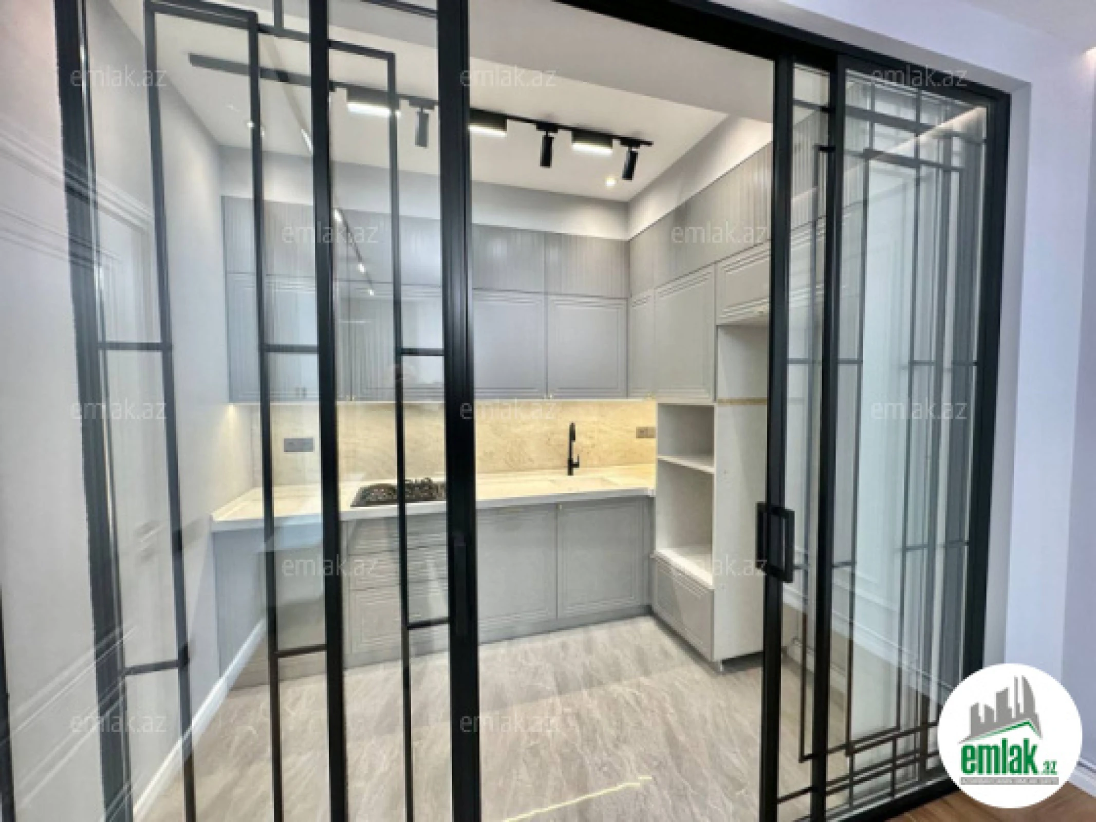 Satılır 3 otaqlı yeni tikili 96 m²