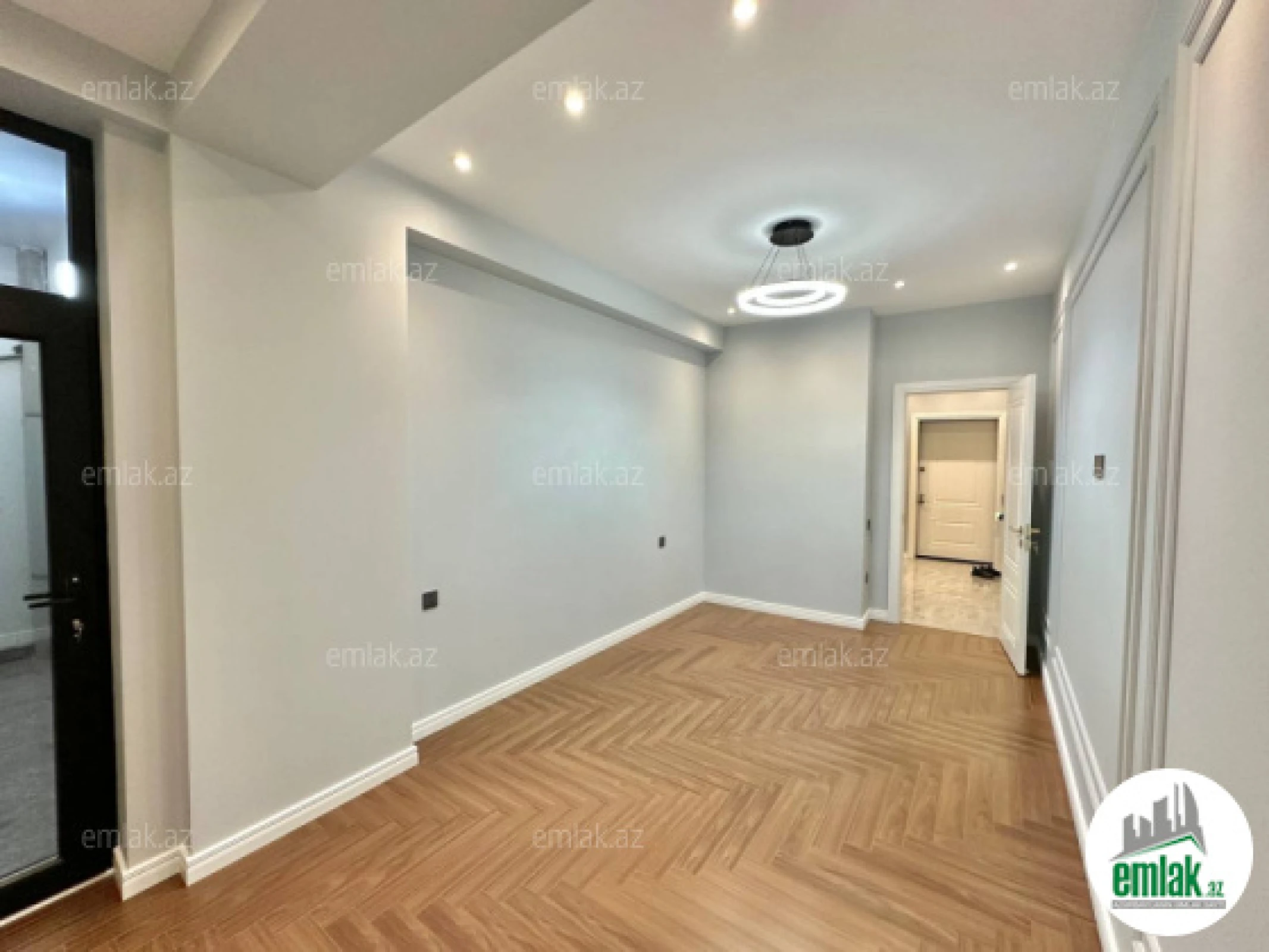 Satılır 3 otaqlı yeni tikili 96 m²