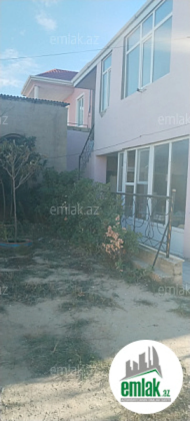 Satılır 6 otaqlı həyət evi 150 m²