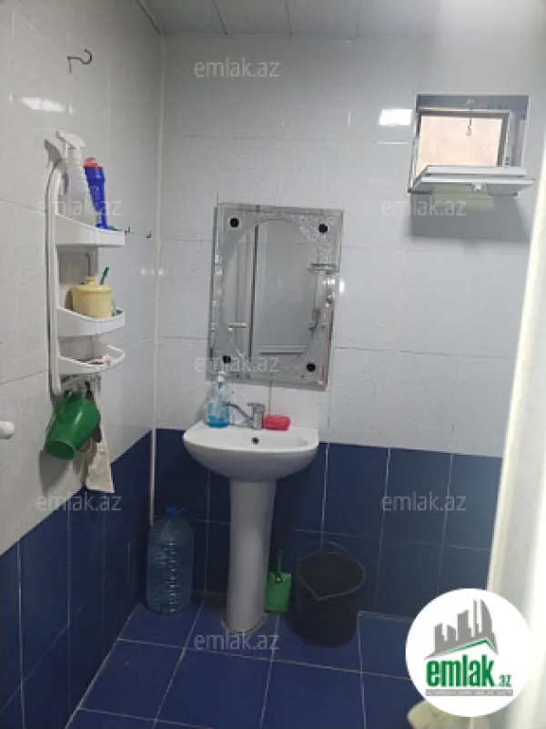 Satılır 6 otaqlı həyət evi 150 m²