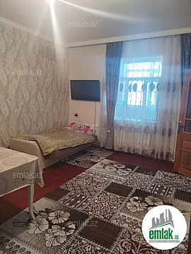 Satılır 6 otaqlı həyət evi 150 m²