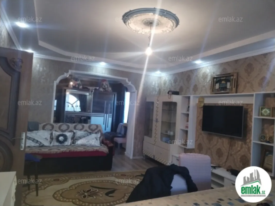 Satılır 6 otaqlı həyət evi 150 m²
