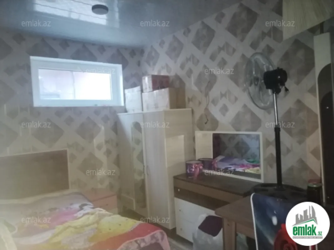 Satılır 6 otaqlı həyət evi 150 m²