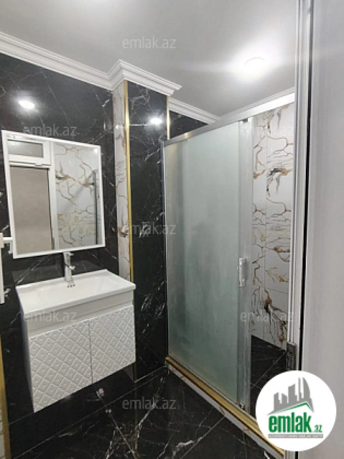 Satılır 2 otaqlı yeni tikili 68 m²