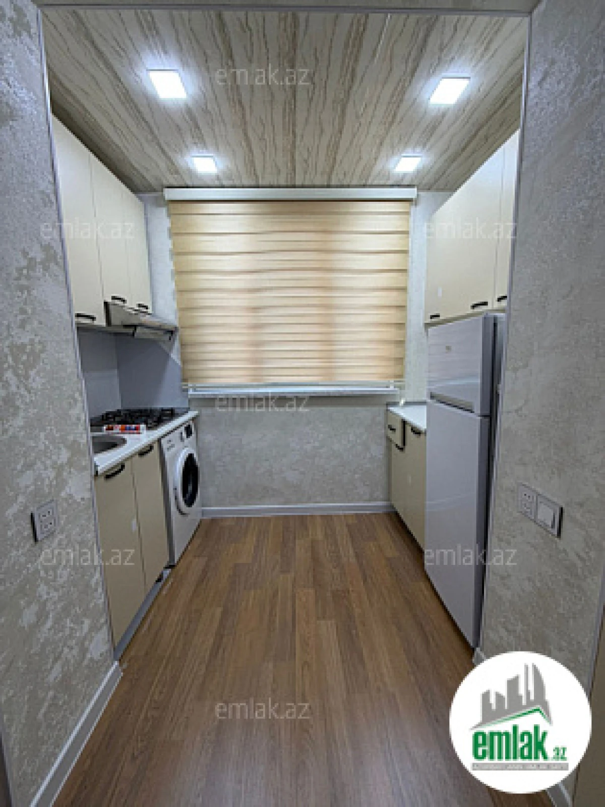 Satılır 1 otaqlı köhnə tikili 35 m²