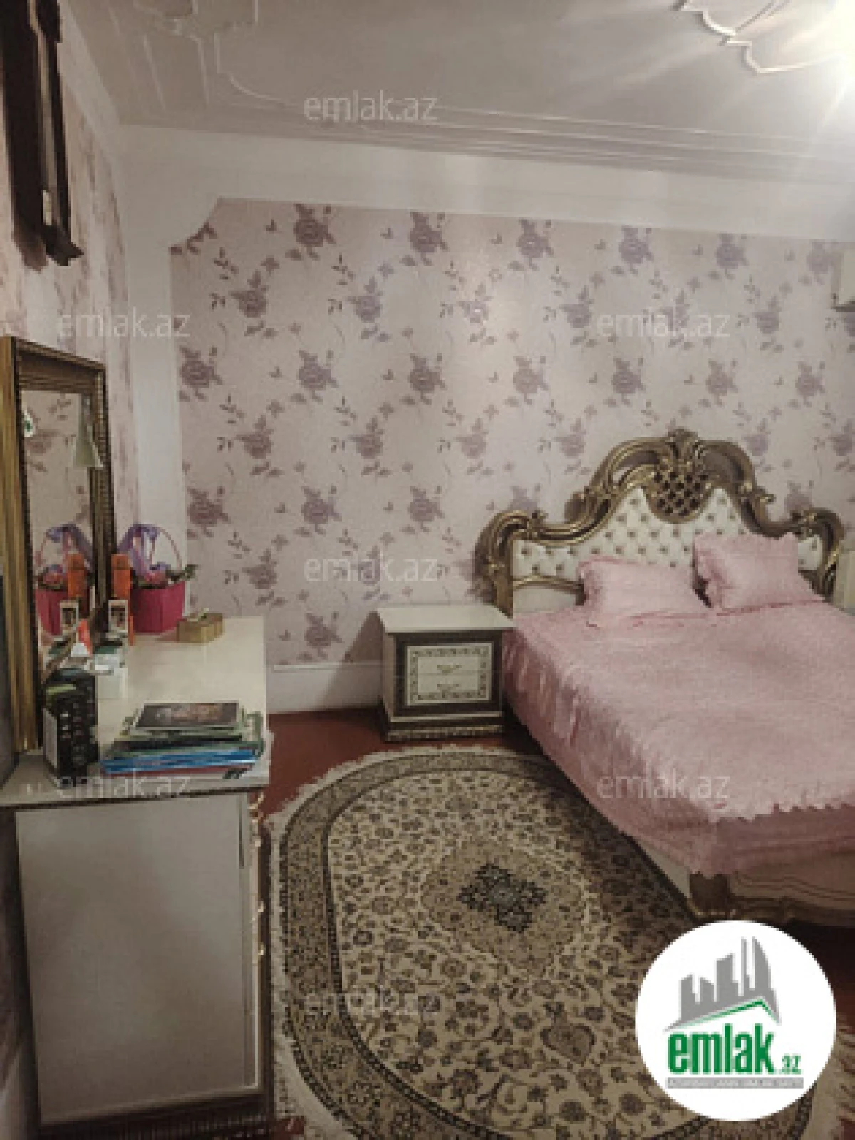 Satılır 5 otaqlı köhnə tikili 126 m²