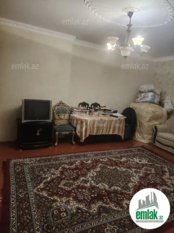 Satılır 5 otaqlı köhnə tikili 126 m²