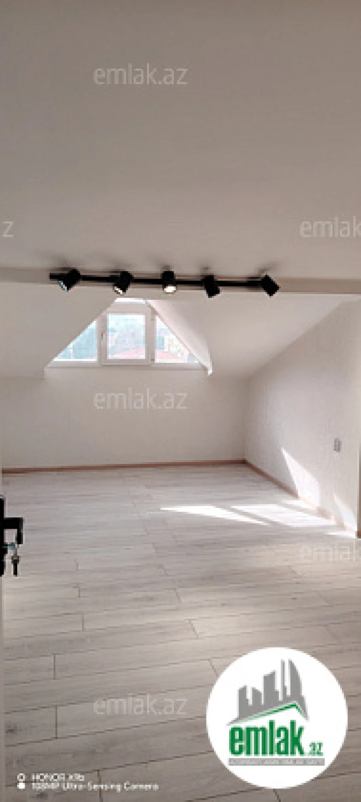 Satılır 3 otaqlı yeni tikili 76 m²