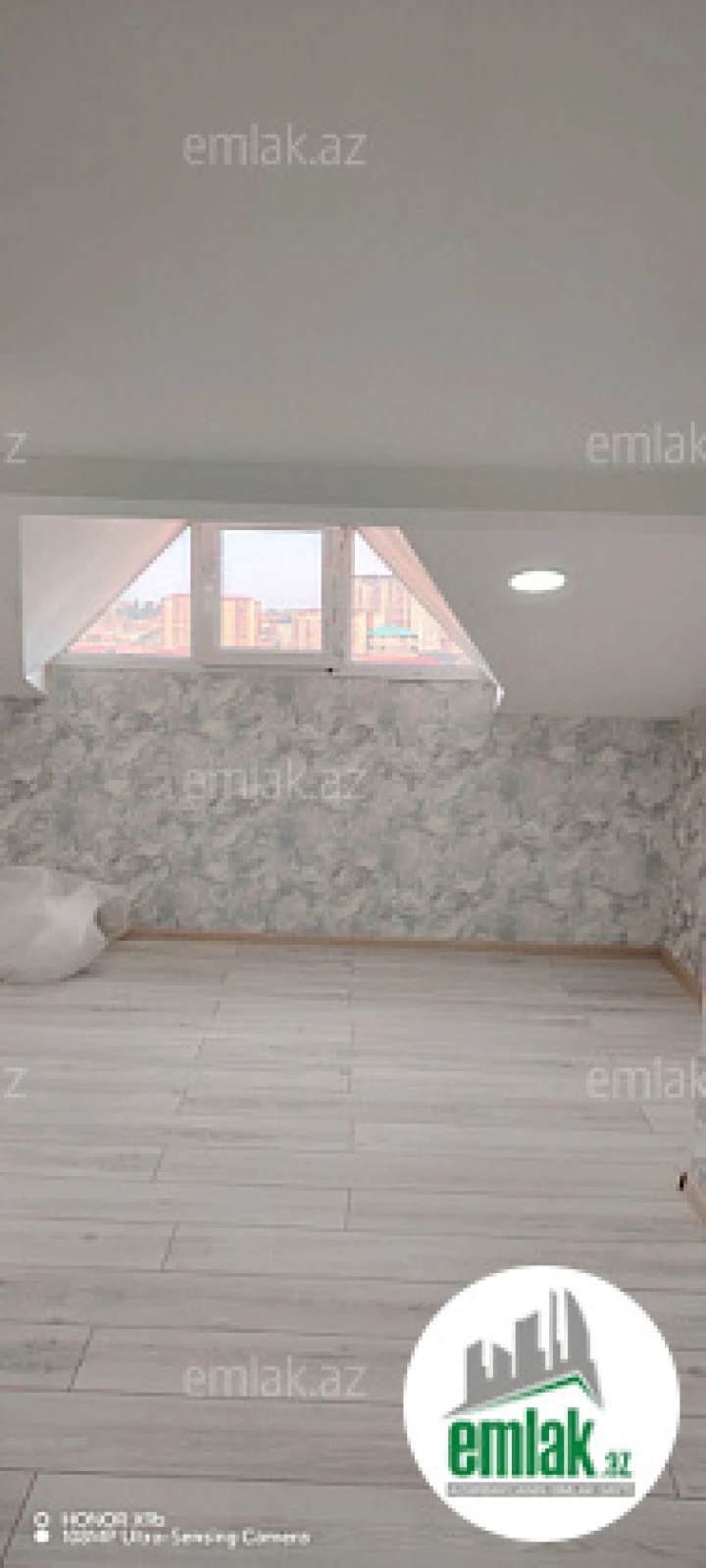 Satılır 3 otaqlı yeni tikili 76 m²