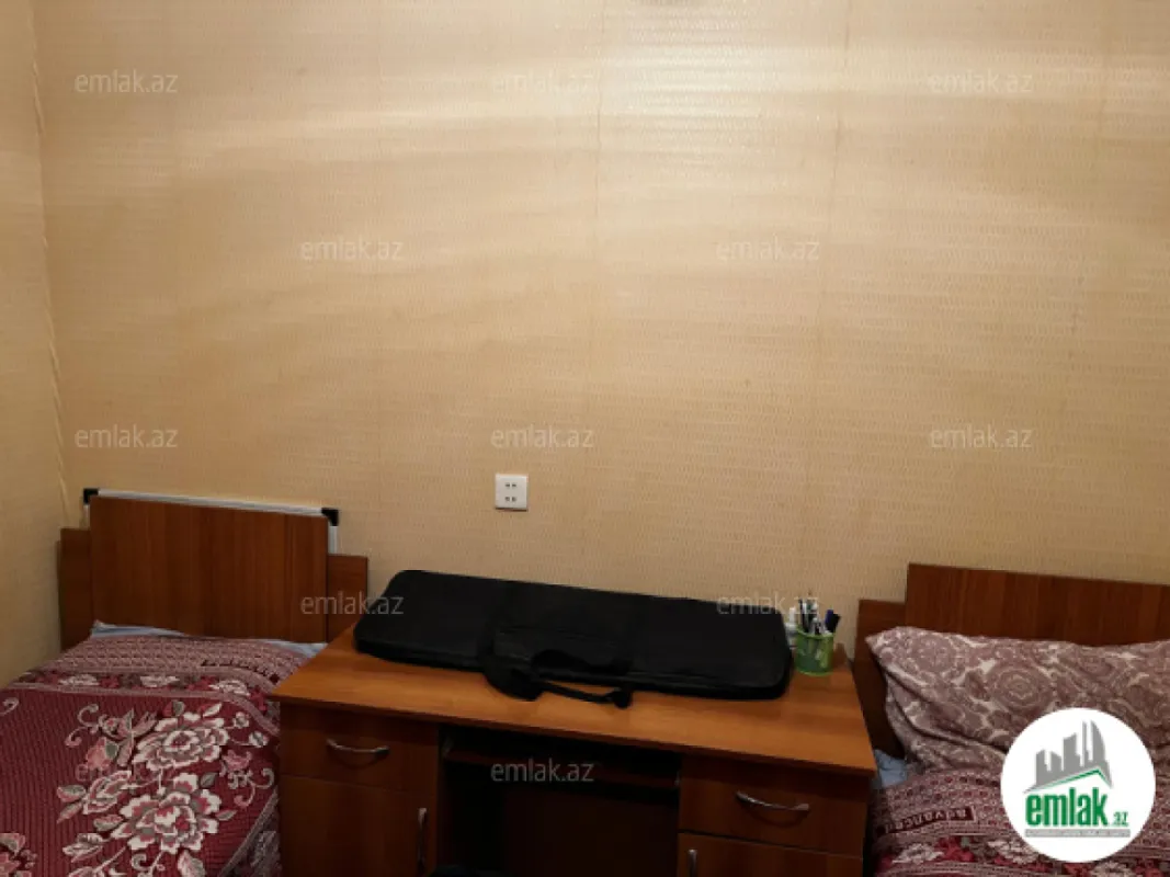 Satılır 3 otaqlı köhnə tikili 60 m²