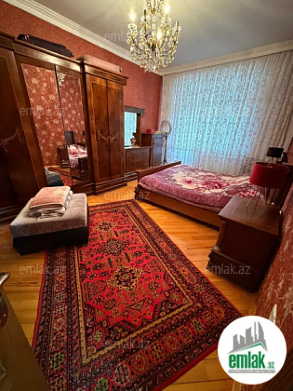 Satılır 3 otaqlı yeni tikili 100 m²