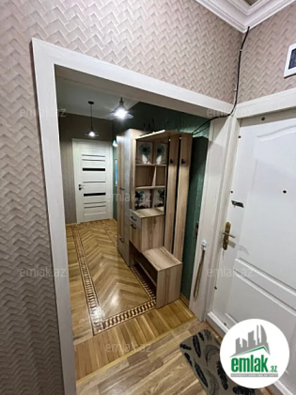 Satılır 3 otaqlı köhnə tikili 70 m²