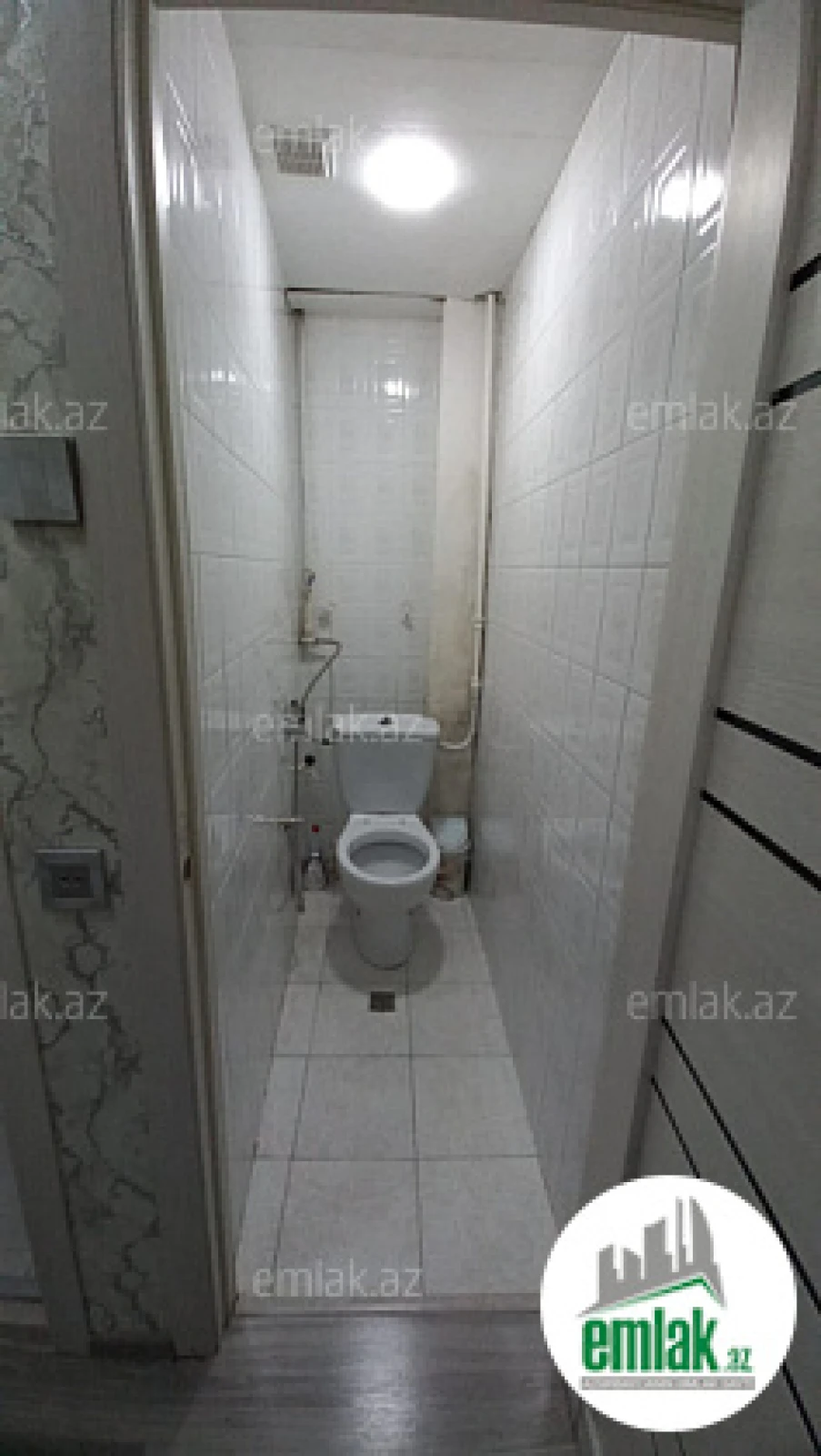 Satılır 2 otaqlı köhnə tikili 65 m²