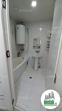 Satılır 2 otaqlı köhnə tikili 65 m²
