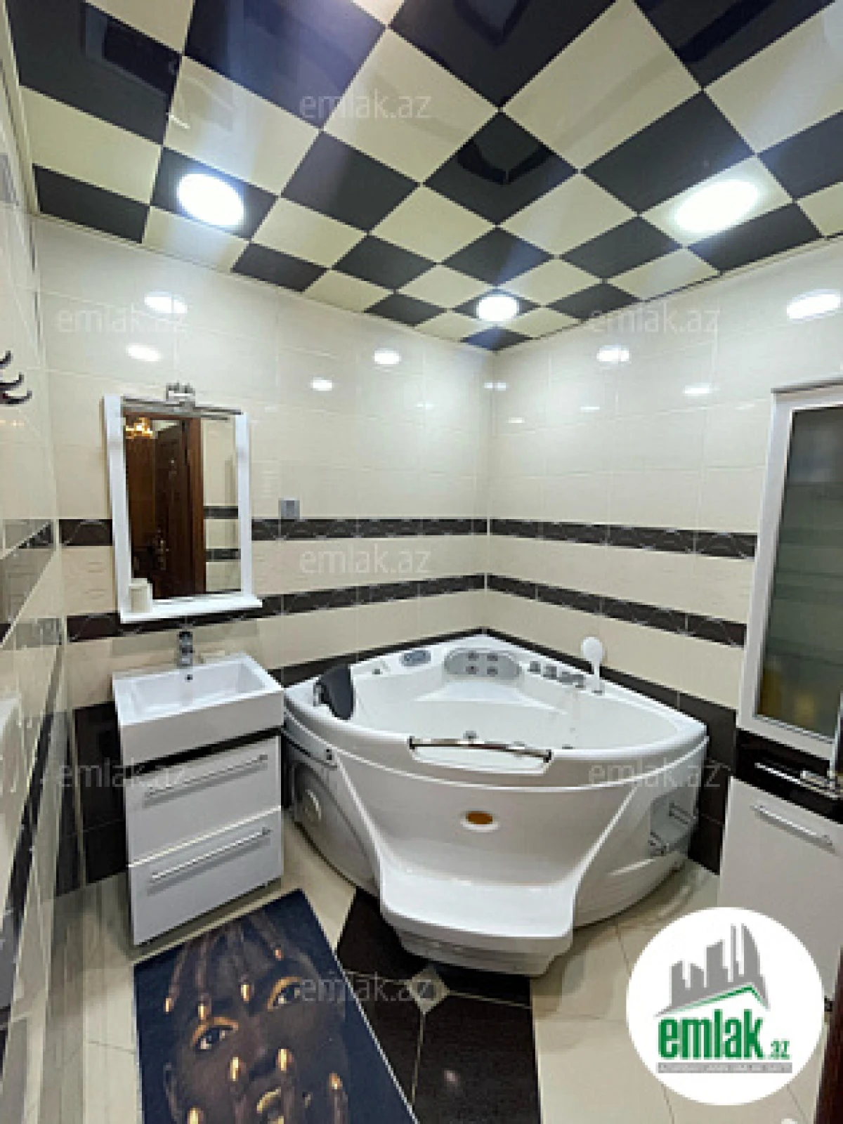 Satılır 2 otaqlı yeni tikili 100 m²