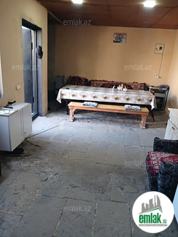 Satılır 5 otaqlı həyət evi 90 m²