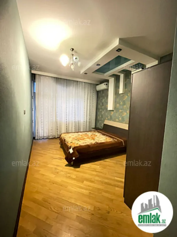 Satılır 3 otaqlı yeni tikili 82 m²