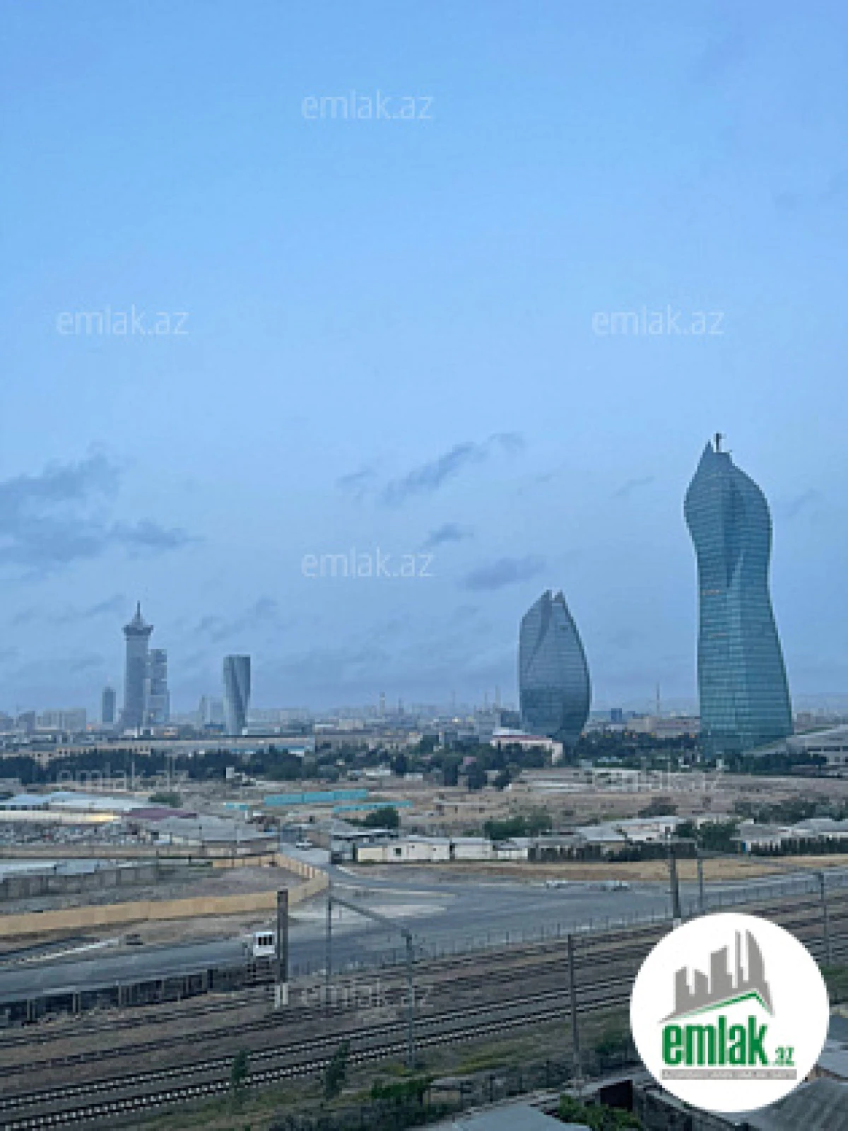 Satılır 3 otaqlı yeni tikili 82 m²