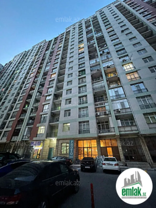 Satılır 3 otaqlı yeni tikili 82 m²