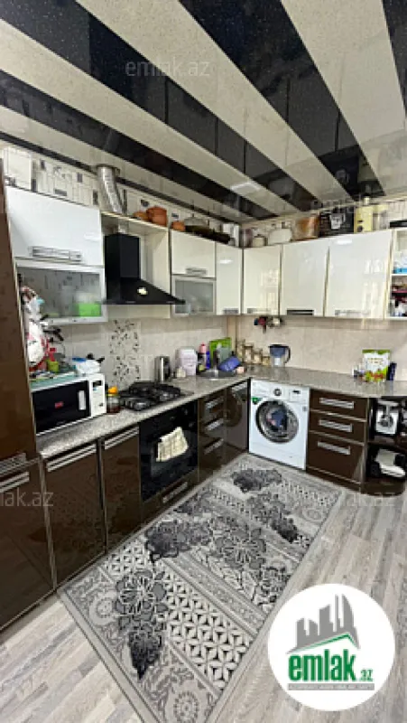 Satılır 2 otaqlı köhnə tikili 55 m²