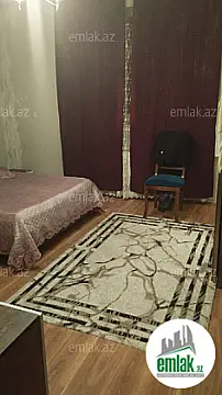 Satılır 2 otaqlı köhnə tikili 86 m²