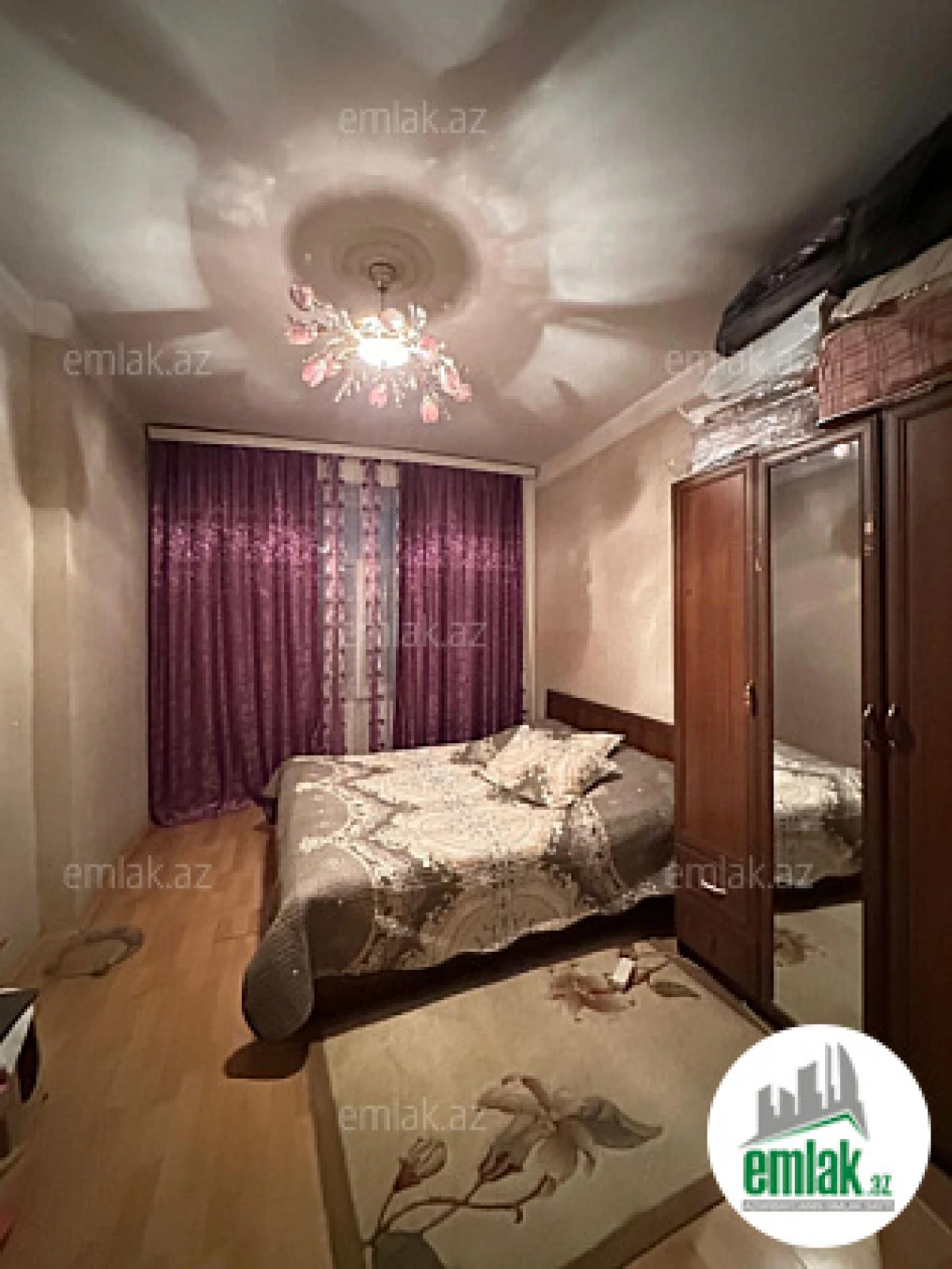 Satılır 3 otaqlı köhnə tikili 80 m²