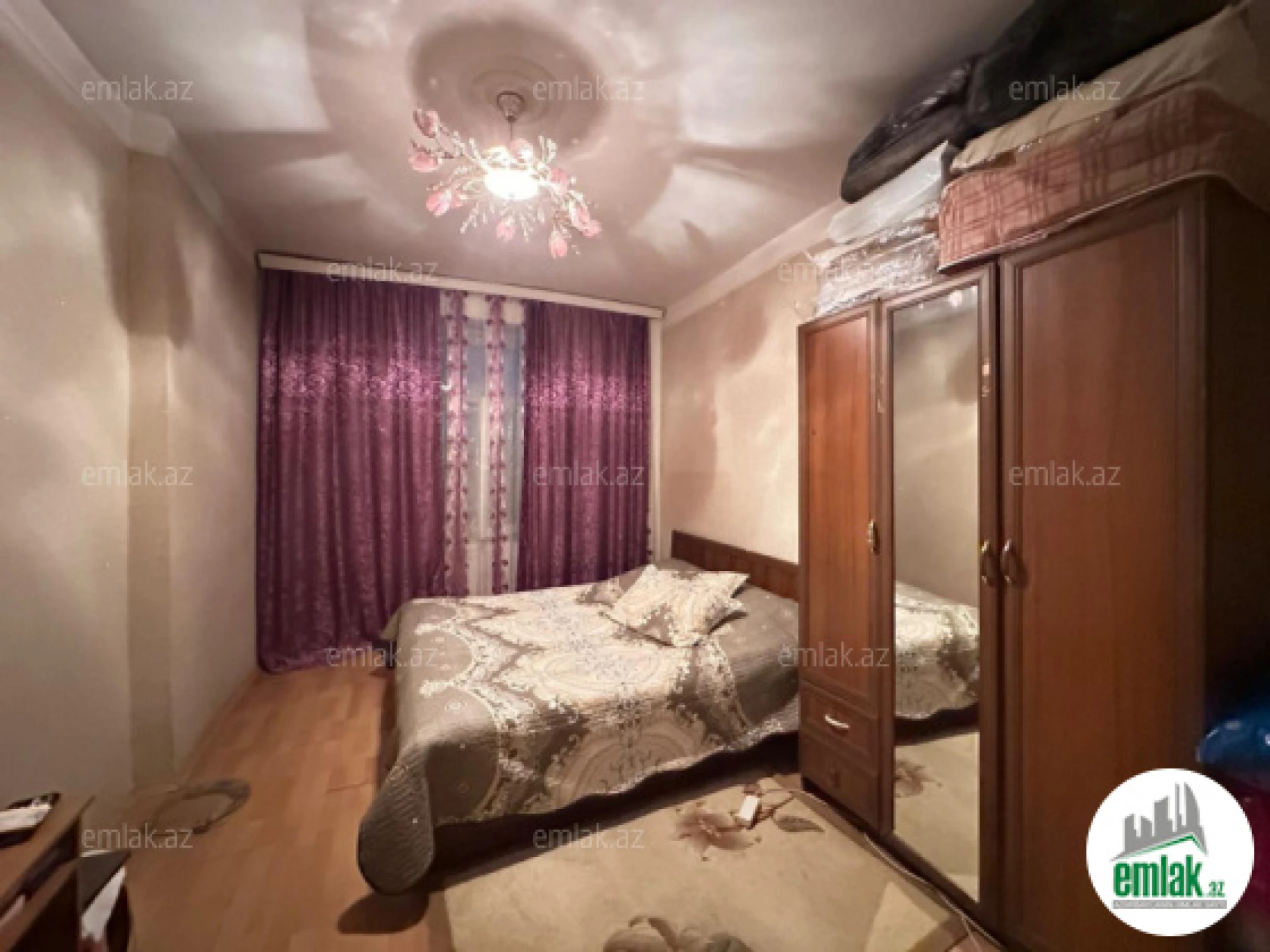Satılır 3 otaqlı köhnə tikili 80 m²