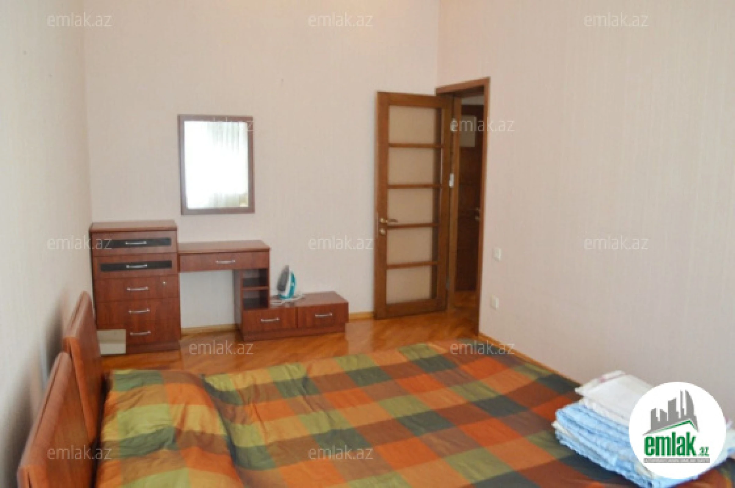 Satılır 2 otaqlı yeni tikili 109 m²