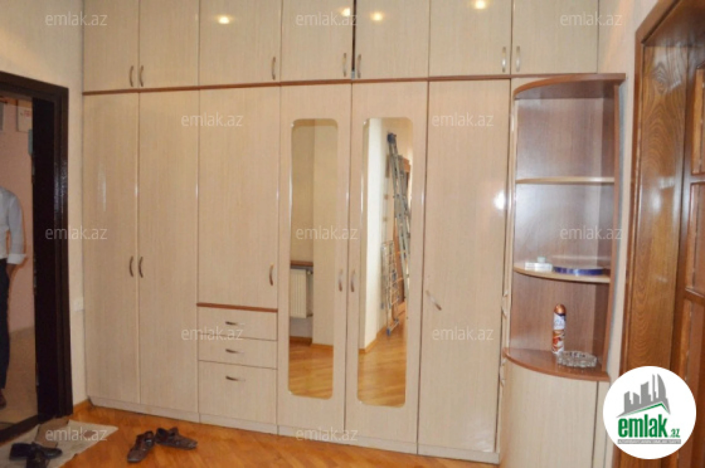 Satılır 2 otaqlı yeni tikili 109 m²