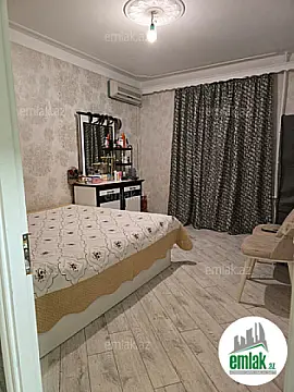 Satılır 3 otaqlı köhnə tikili 75 m²