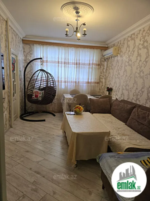 Satılır 3 otaqlı köhnə tikili 75 m²