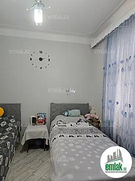 Satılır 3 otaqlı köhnə tikili 75 m²