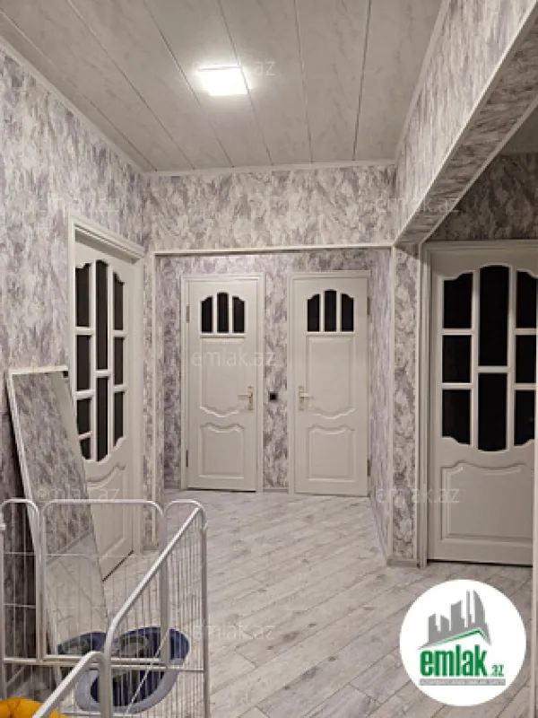 Satılır 3 otaqlı köhnə tikili 75 m²