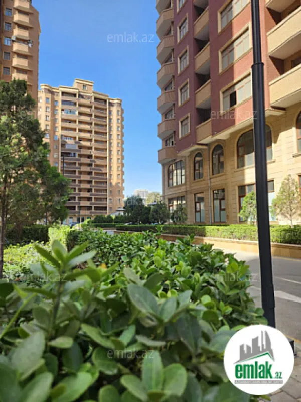 Satılır 2 otaqlı yeni tikili 114 m²