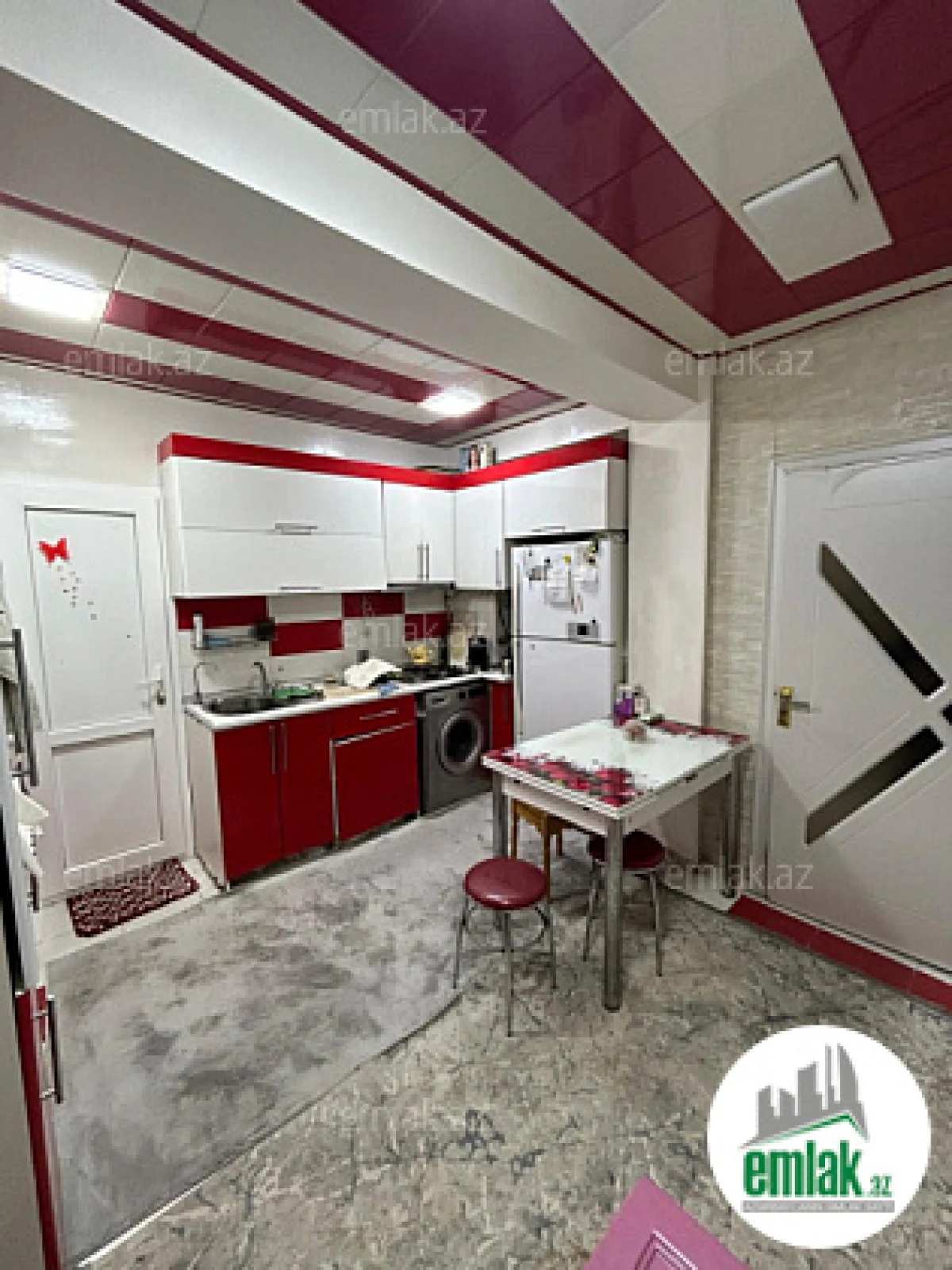 Satılır 2 otaqlı yeni tikili 63 m²