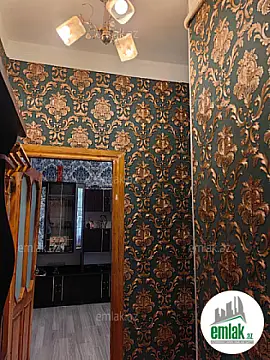 Satılır 1 otaqlı köhnə tikili 35 m²