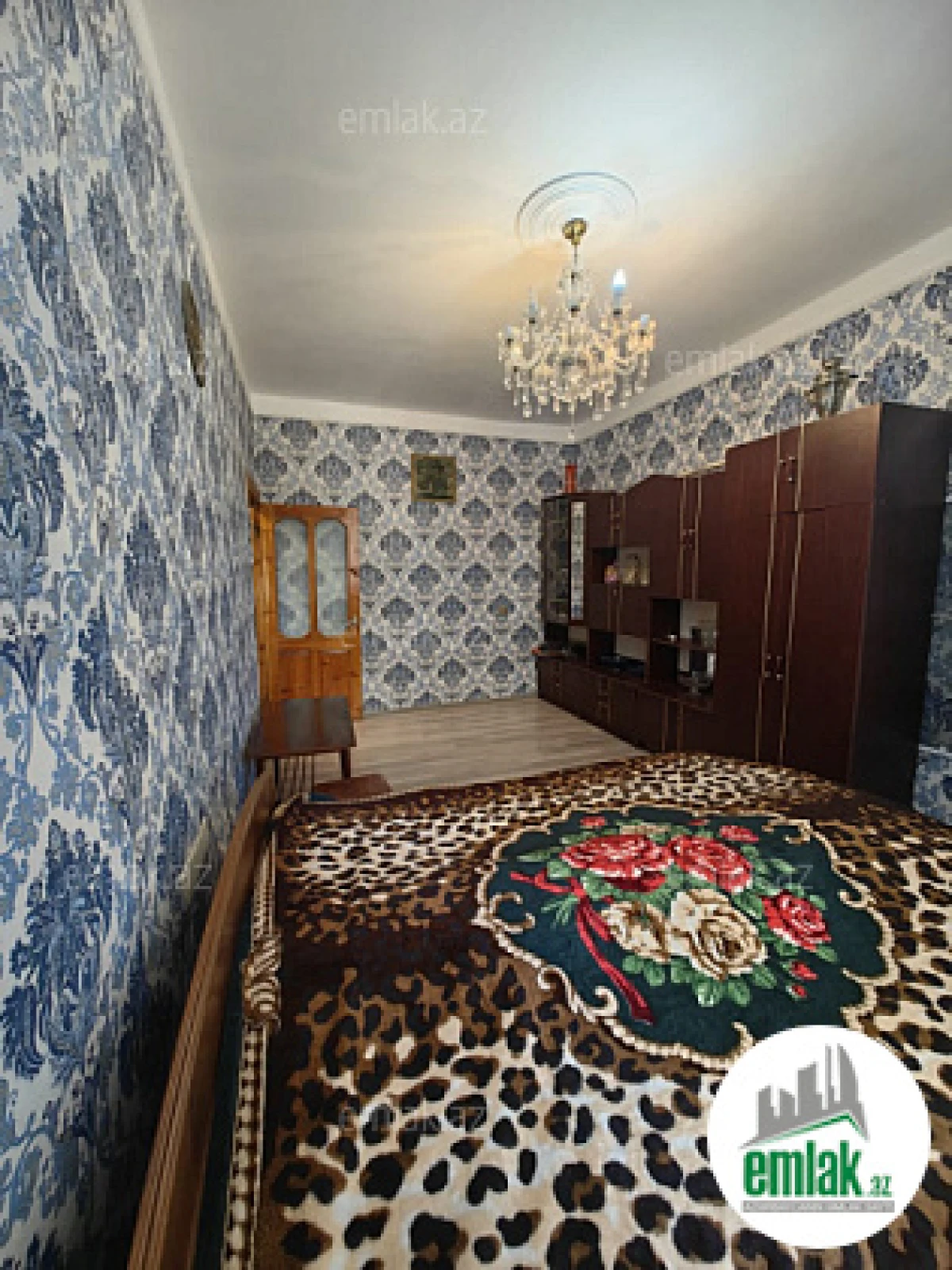 Satılır 1 otaqlı köhnə tikili 35 m²